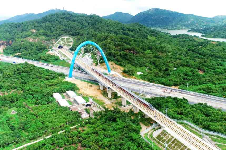 广汕高铁正式开通运营 广州至汕尾最快1小时内到达