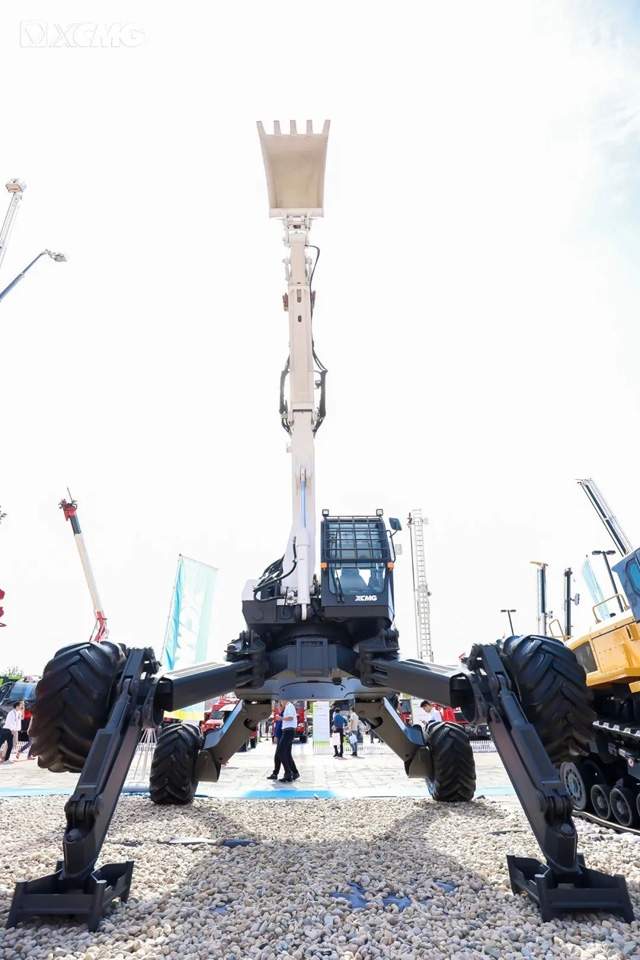 高性能伴随机器人助力复杂环境救援保障