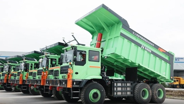 无人驾驶甲醇增程电动自卸车引领智慧矿山革新