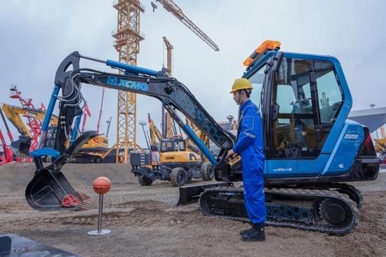 2024年2月挖掘机国内销量5837台，同比下降49.2%_创启达优科机械